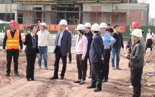 谭小平副厅长一行到泸州水文中心调研1.jpg